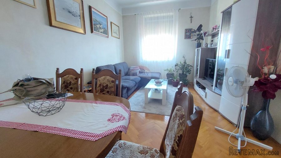 Kastav, Centar, 2S + DB, sa terasom i pogledom na more - 2