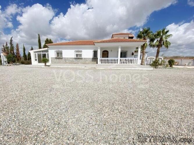 NEW & EXCLUSIVE TO VOSS HOMES - An Absolutely stunning.. - 3
