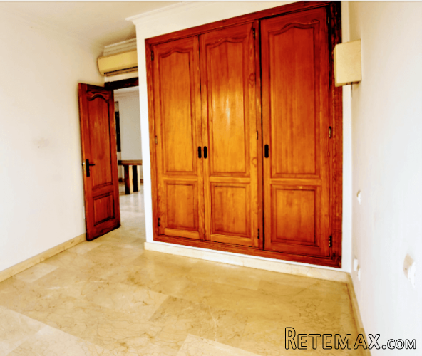 Spacious 4 bedroom penthouse apartment for long term rent.. - 3