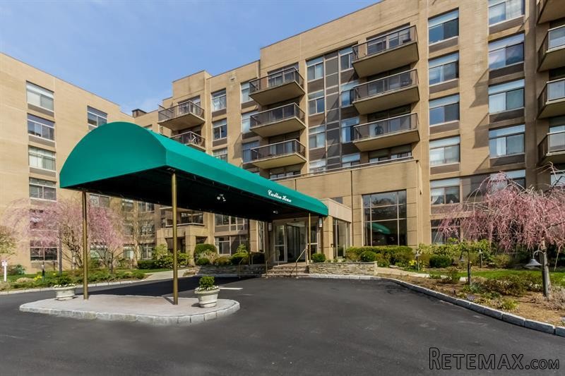 1 bedroom House For Sale: 35 N..