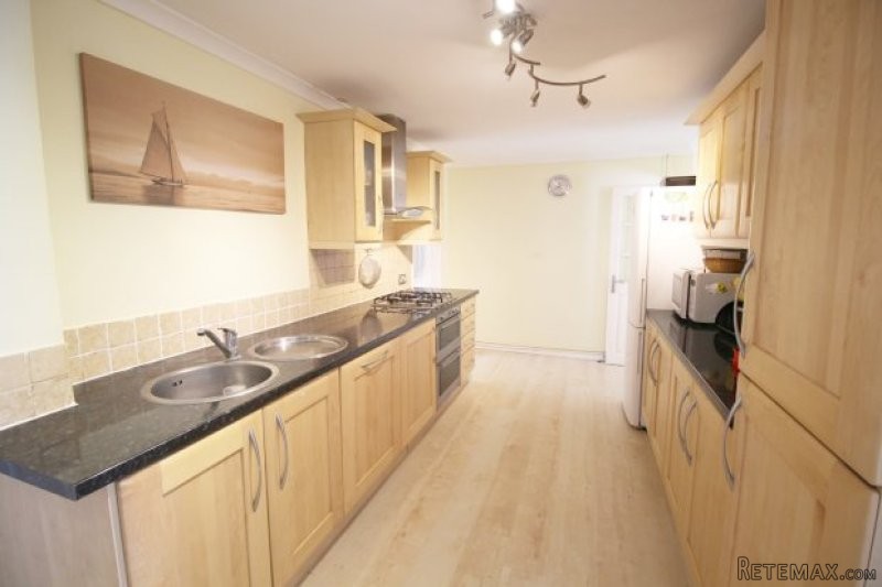 4 bedroom, Terraced House house for sale - 2