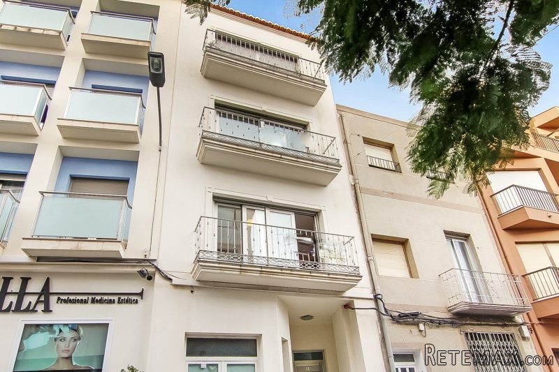 Spacious Modern 3 Bedroom 2 Bathroom..
