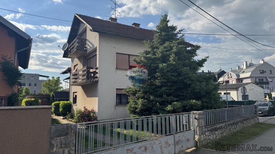 Velika Gorica, centar, obiteljska kuća