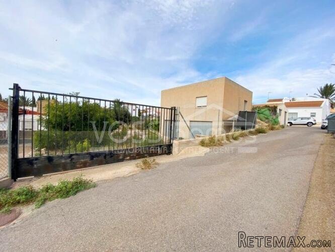 NEW AND EXCLUSIVE LISTING TO VOSS HOMES - A spacious 2.. - 3
