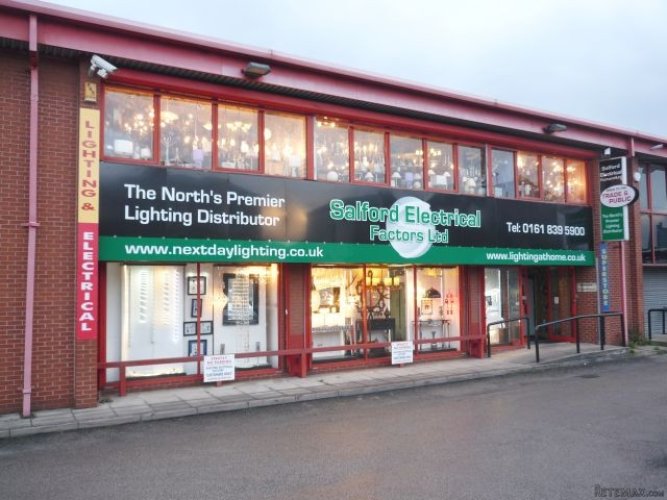 Warehouse and showrooms just outside