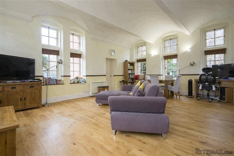 Property - London - For Sale