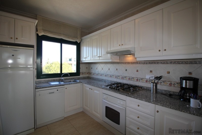 2 Bedrooms - Apartment - For Sale - 2
