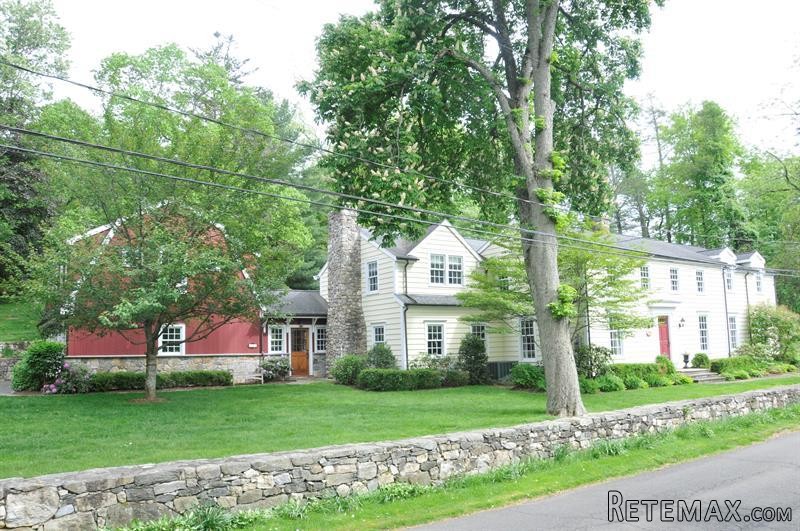 5 bedroom House For Sale: 659 River..