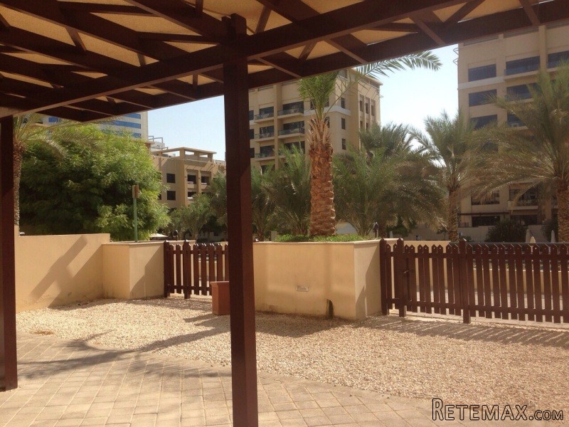 Courtyard Villa Style 3 Br in Greens.. - 2