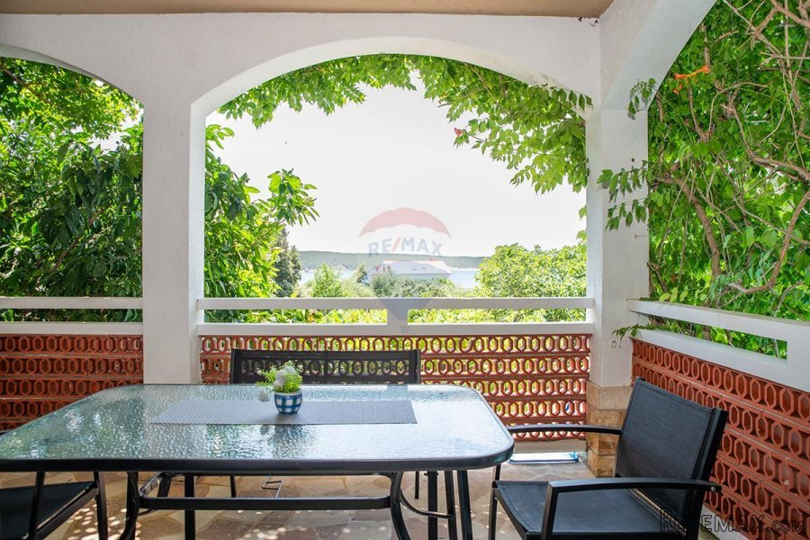 Otok Rab, Gonar, kuća 4 apartmana, 2 bazena, pogled - 8