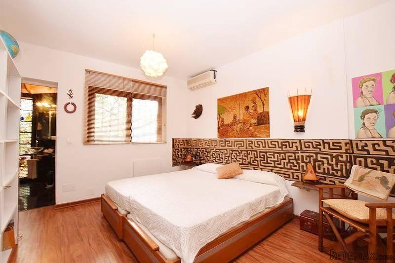4 bedroom detached house for sale - 2