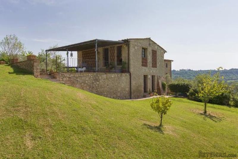 House - Tuscany - For Sale