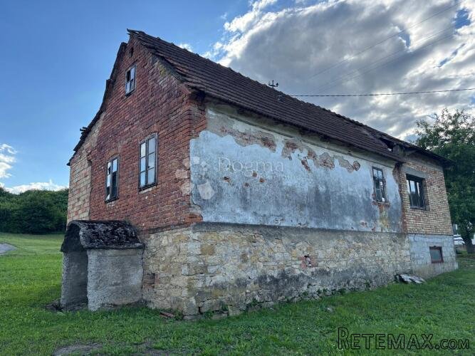 Kuća za renovaciju ili rušenje – idealna prilika za novi dom - 2