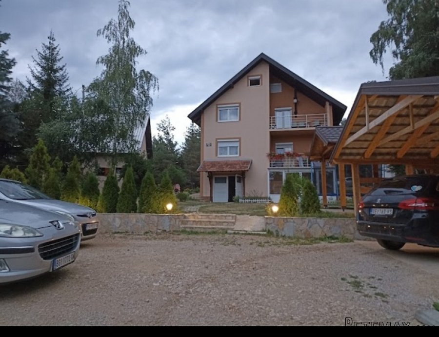 Prodajem kucu na Zlatiboru - 2