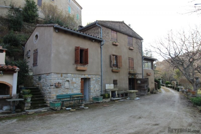 3 Bedrooms - Villa -..