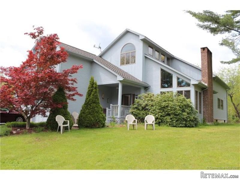 4 Bedrooms - Contemporary - CT - For..