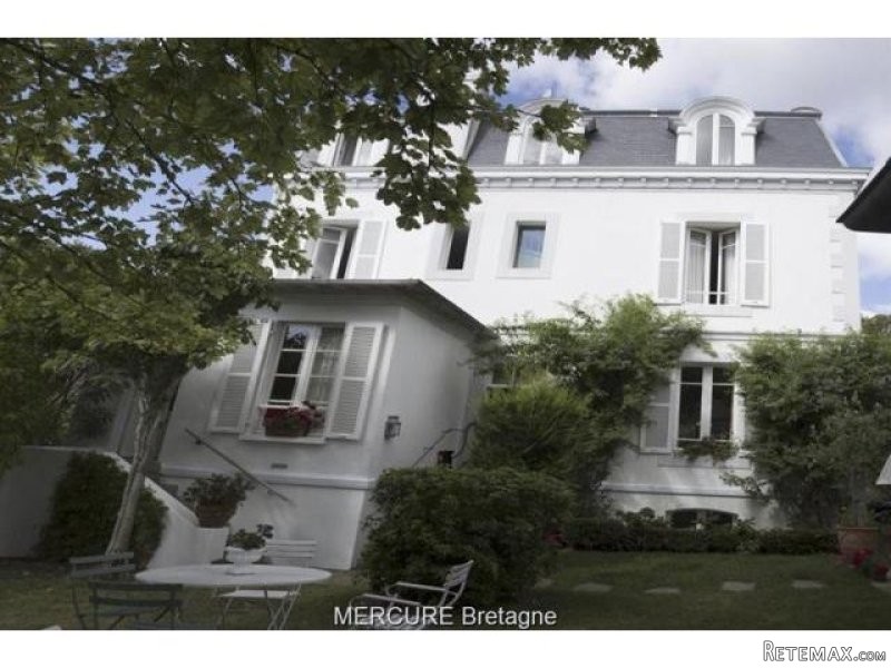 10 bedroom House For Sale: 35400 SAINT.. - 2