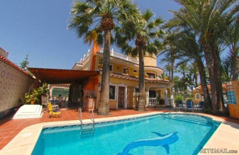 6 Bedroom 5 Bathroom Villa In.. - 2