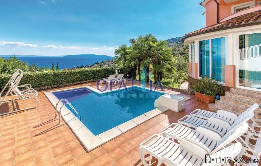 Opatija, samostojeća kuća, bazen, garaža, otvoreni pogled na..