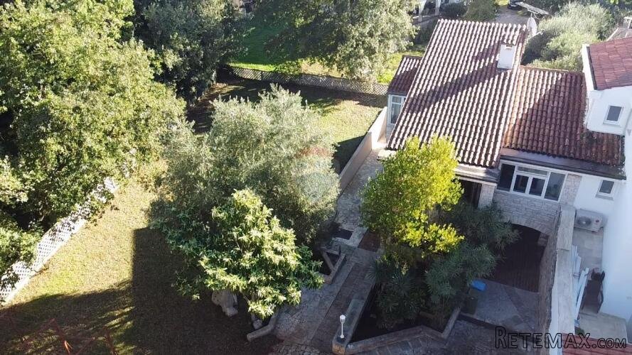 Istra, Poreč - Dvojna kuća sa velikom okućnicom 950 metara o - 3