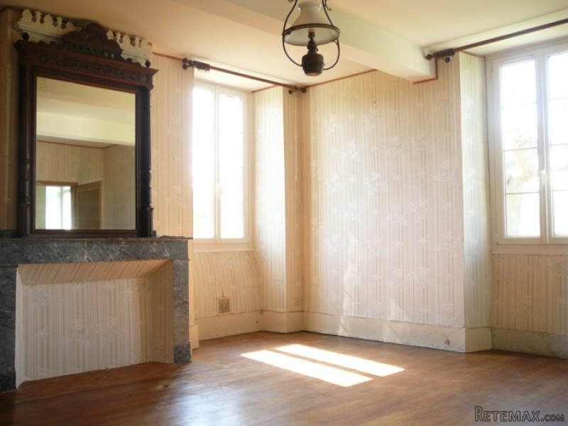 3 Bedrooms - House - Midi-Pyrenees -.. - 2