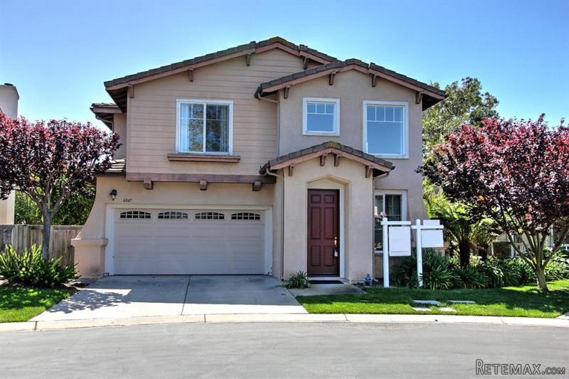 4 bedroom House For Sale: 6847..