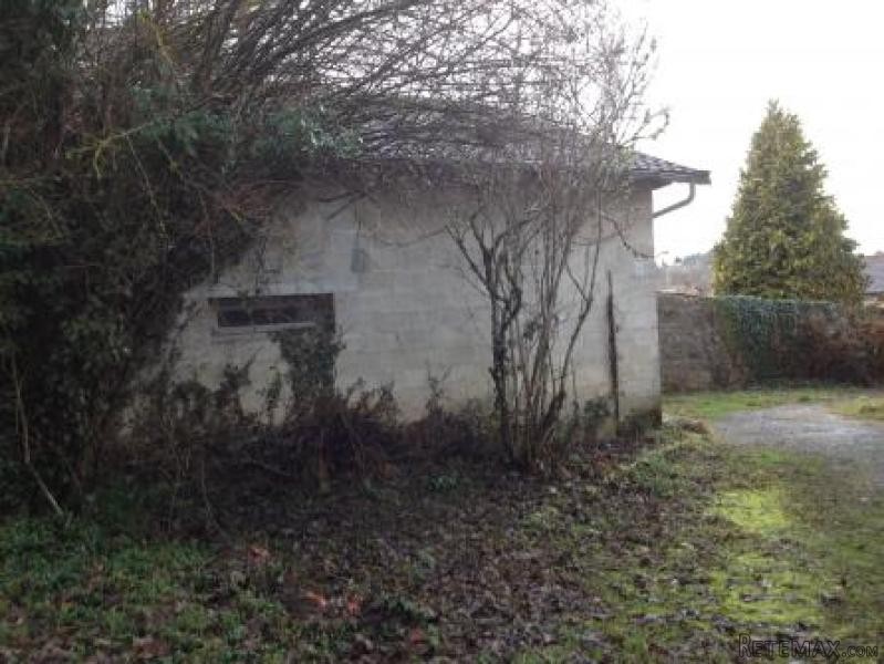 Nice Village House with Garden - 2