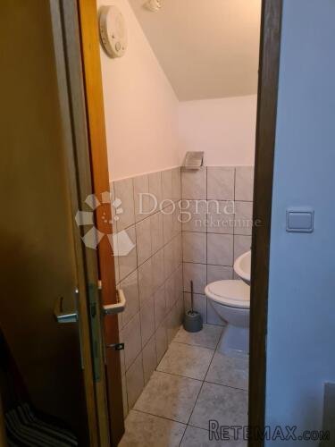 ŠIBENIK CENTAR, potpuno renovirana kamena kuća - 9