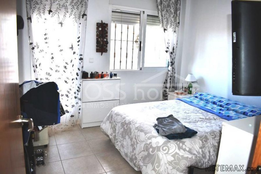 Modern 2 bed, 2 bath, 2 storey Duplex (town house) with.. - 11