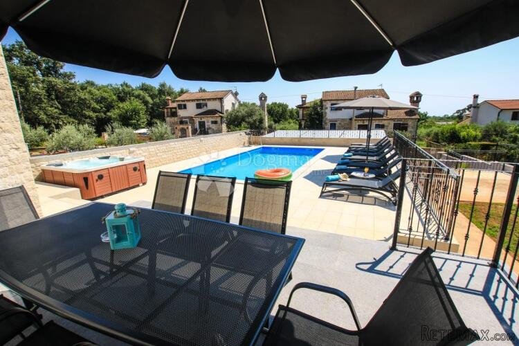 LIJEPA VILLA S BAZENOM I JACUZZIJEM, NADOMAK POREČA - 3