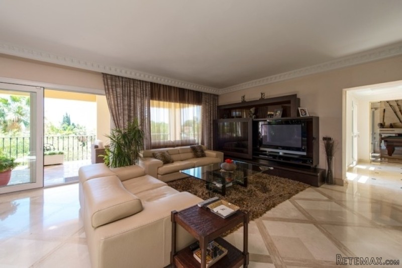 5 Bedrooms - Villa - Malaga - For Sale - 2