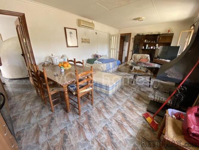 MASSIVE POTENTIAL .... A huge village property currently.. - 14