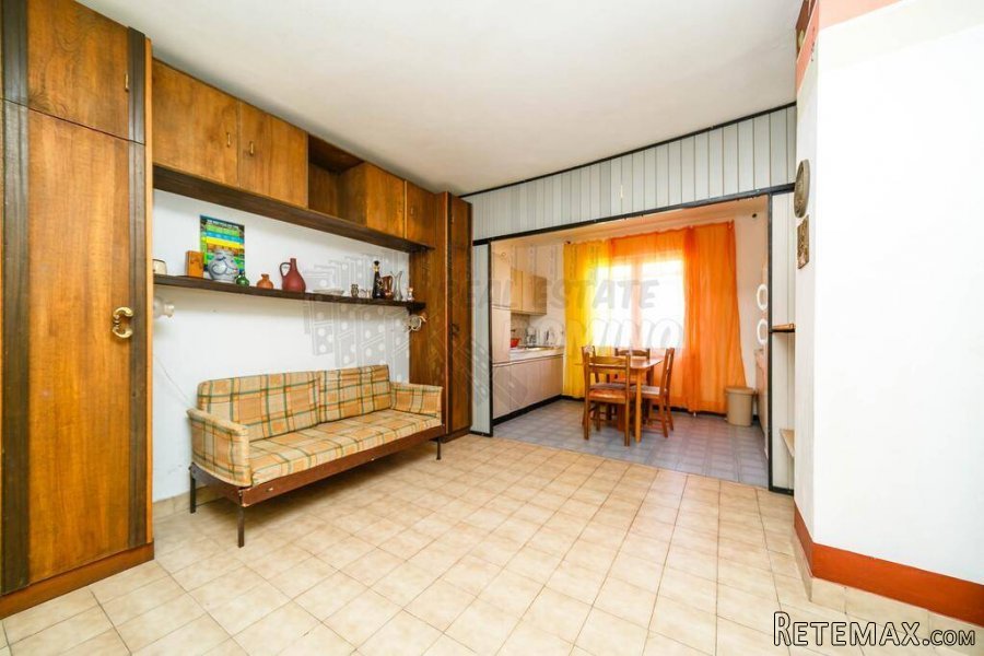 Apartmanska kuća na samo 100 m od mora! Grad Krk! - 15