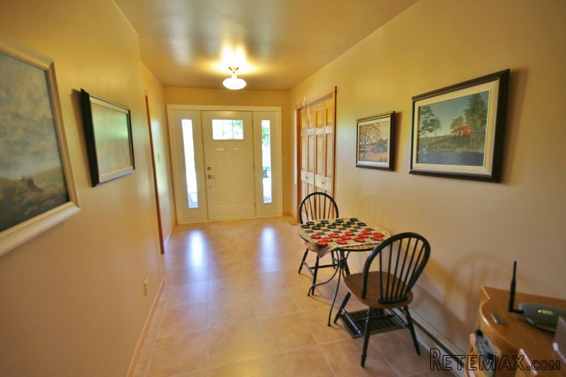 5 bedroom House For Sale: 1571 Hilltown..