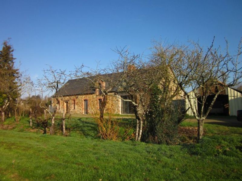 Great House in Countryside to Renovate