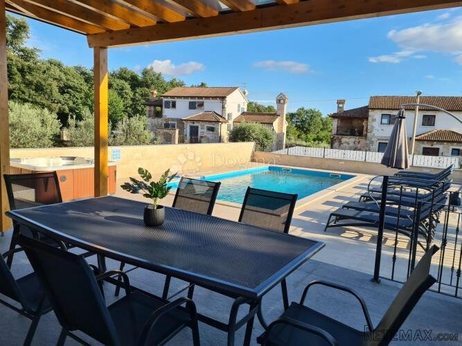 LIJEPA VILLA S BAZENOM I JACUZZIJEM, NADOMAK POREČA - 6