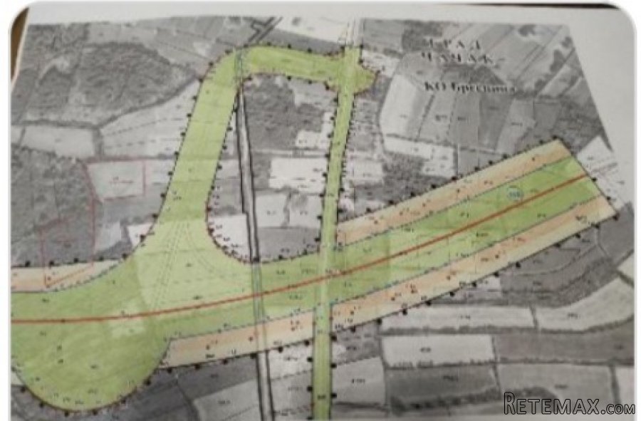 Plac na ibarskoj magistrali 300m od autoputa moravski koridor