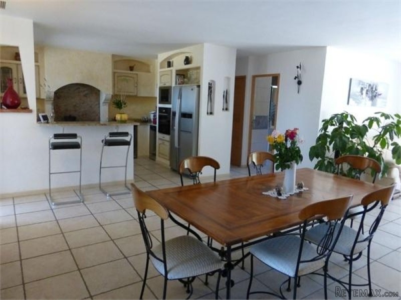 A Vendre Ravissante Villa Avec Piscine.. - 2