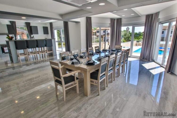 LIJEPA VILLA S BAZENOM I JACUZZIJEM, NADOMAK POREČA - 9