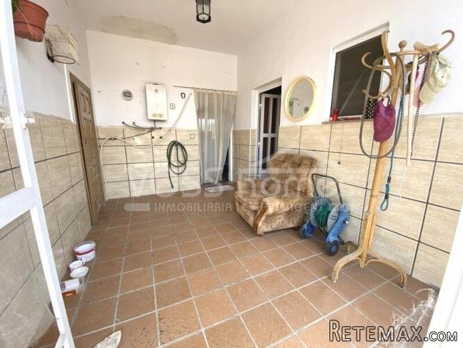 MASSIVE POTENTIAL .... A huge village property currently.. - 19