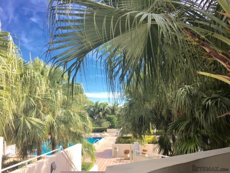 1000 Island Boulevard #302 Aventura, Fl..