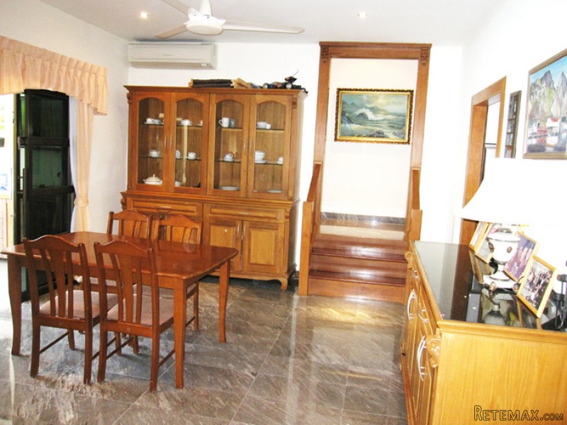 Gorgeous 3 Bedroom house with private.. - 2