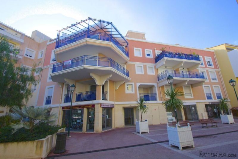 Sale Apartment - Sainte-Maxime - 2