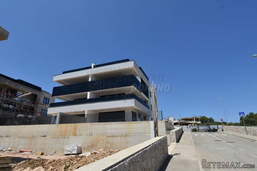 Apartman u novogradnji s okućnicom! Grad Krk! - 5