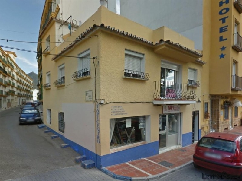 3 Bedroom Apartment For Sale In The Old..