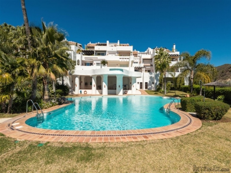 2 Bedroom Apartment For Sale Situated..
