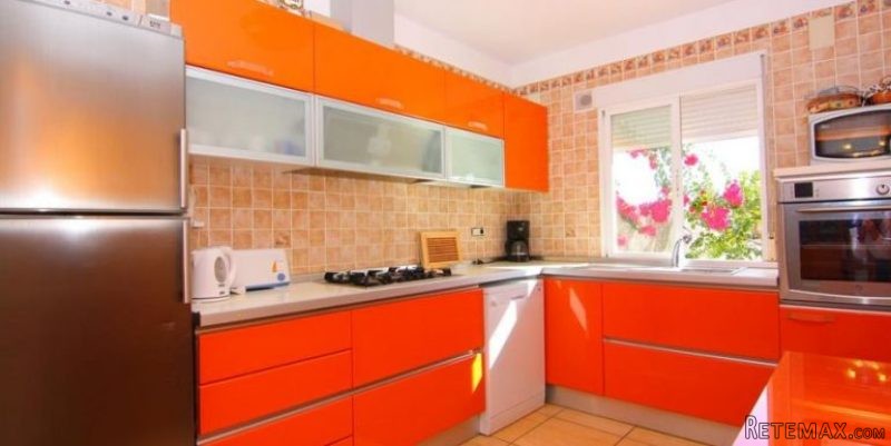 5 Bedroom 2 Bathroom Villa in Javea. - 2