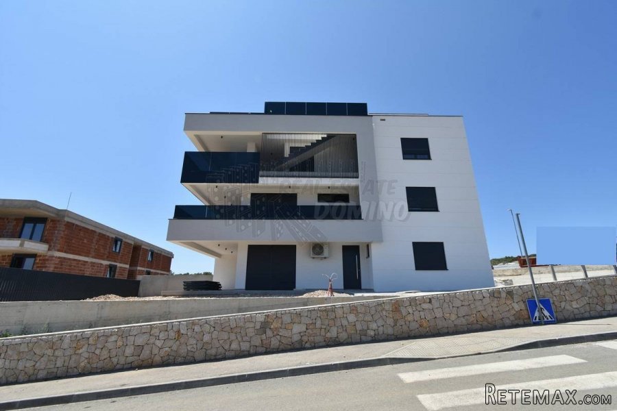 Apartman u novogradnji s okućnicom! Grad Krk! - 9