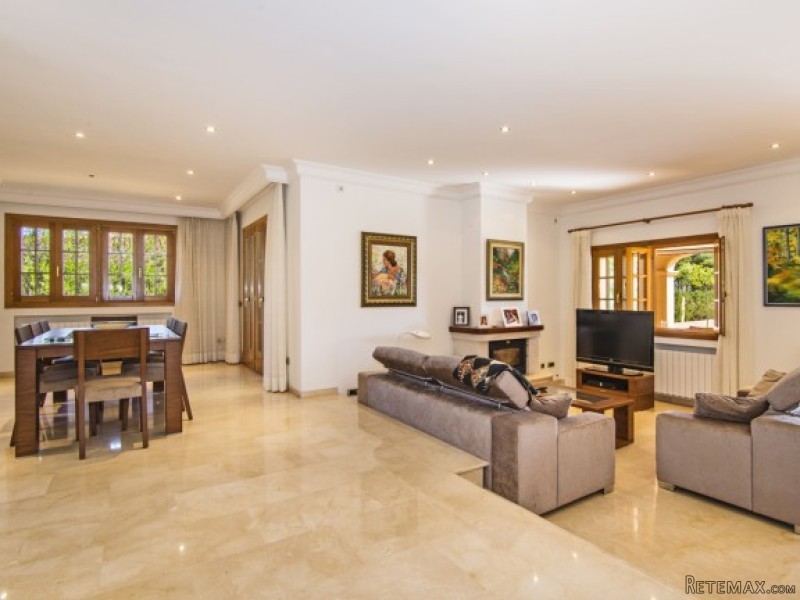 Mediterranean Villa With Pool In.. - 2