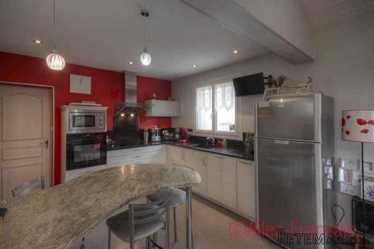 Brioux-sur-Boutonne (79) - Detached modern house in immaculate.. - 2